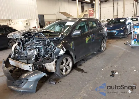 2009 Toyota Matrix S from USA, damaged, VIN 2T1LE40E69C010181